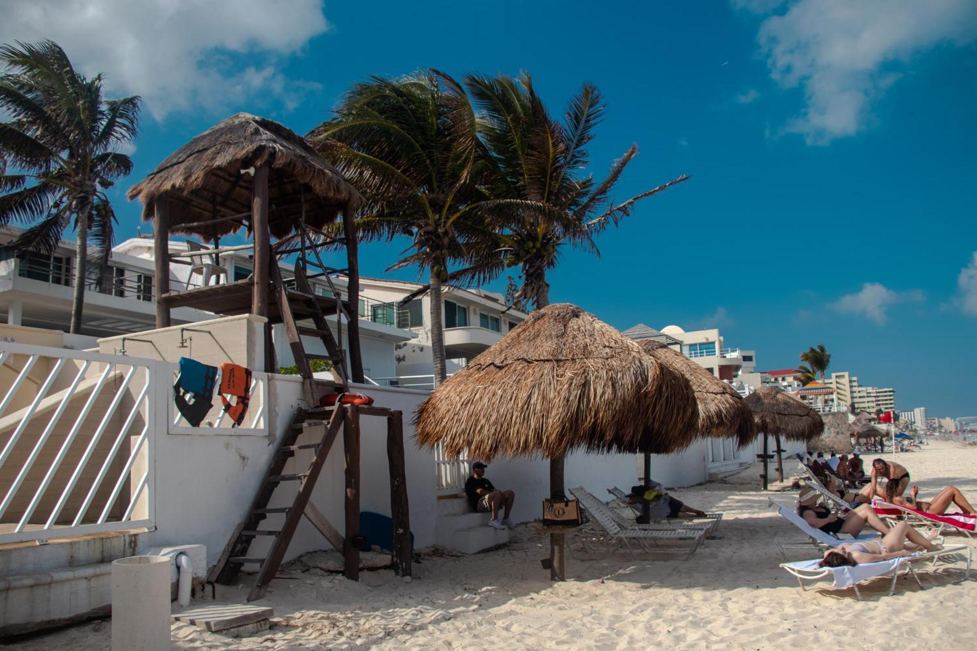 Beachfront Apartments Cancún Esterno foto